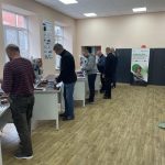 photo 5235475700179997455 y